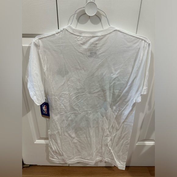 WNBA New York Liberty Shirt - Picture 3 of 6